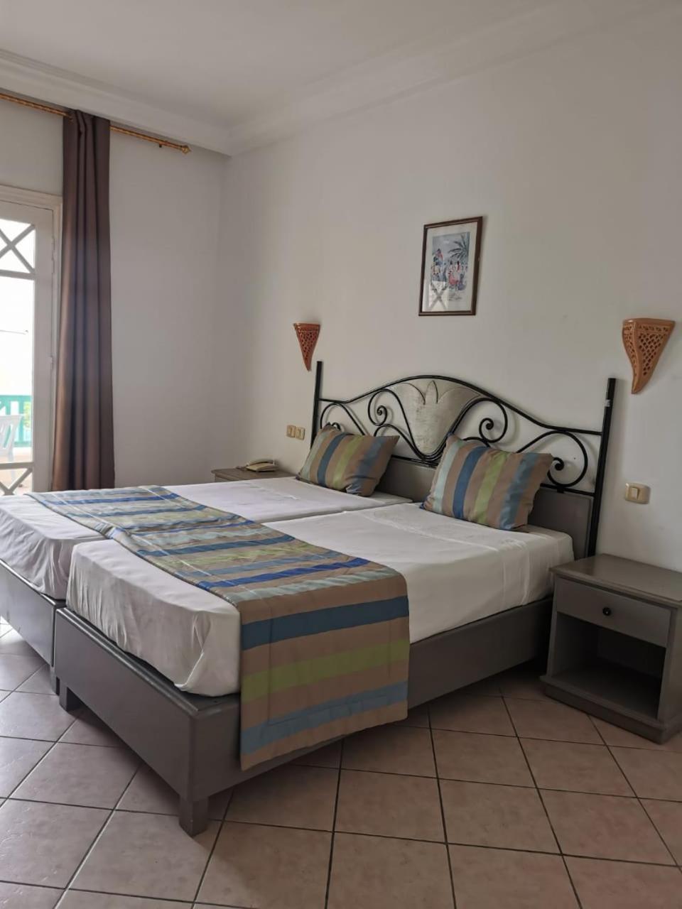 מיידון Hotel Diar Yassine מראה חיצוני תמונה